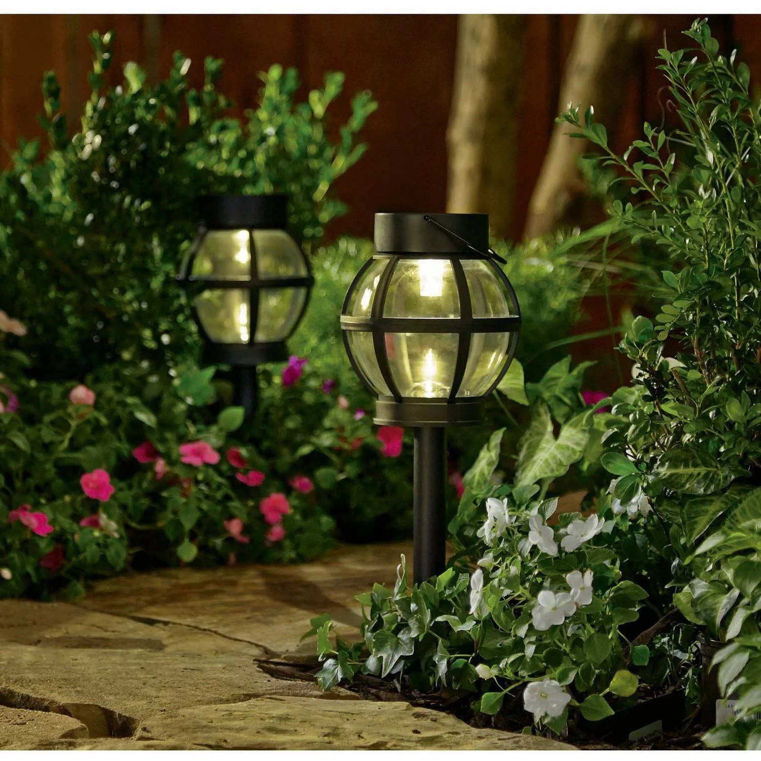 Garden Makeover That Will Sweep Buyers off Their Feet