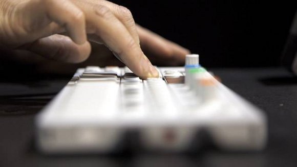 Teenage Engineering OP1 Portable Sequencer Teenage Engineering OP1 Portable Sequencer