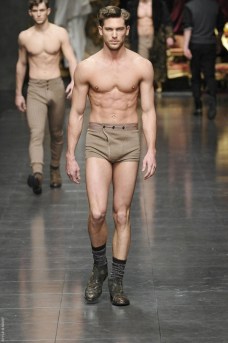 MENSWEAR FALL WINTER 2012_DOLCE_GABBANA_ Milan january 2012