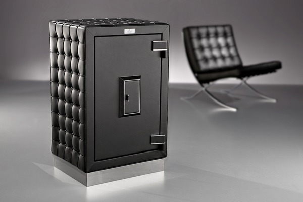The Liberty Barcelona hand crafted safe by Dottling The Liberty Barcelona hand crafted safe by Dottling