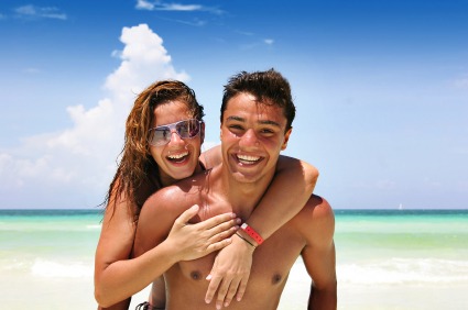 couple_on_beach