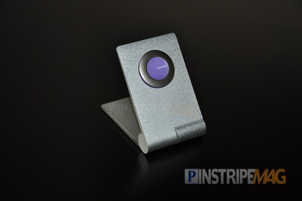 A Review of the Zyroshell Smartphone Cradle A Review of the Zyroshell Smartphone Cradle