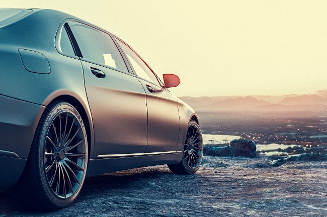 What to Consider When Buying a Luxury Car