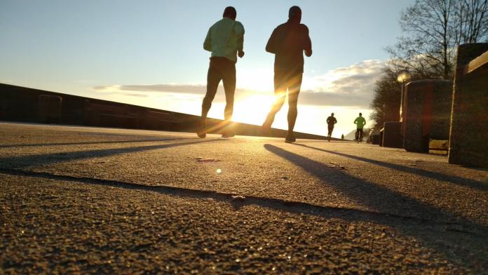 two running men
