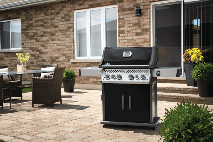 NAPOLEAN ROGUE XT 525 SIB Grill