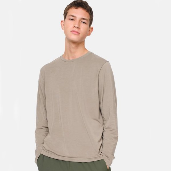 Weekender Longsleeves by Outdoor Voices