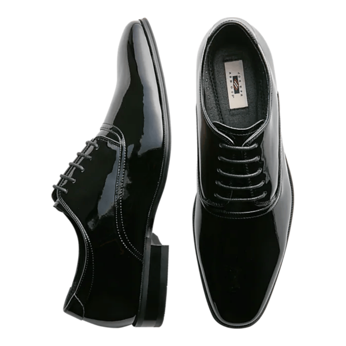 Best Tuxedo Shoes for Any Wedding