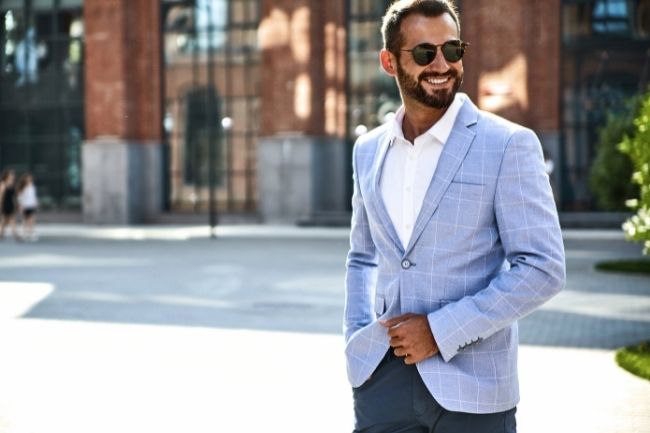 Tips for Wearing a Suit in the Summertime