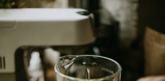 Blender or Juicer for Healthy Drinks