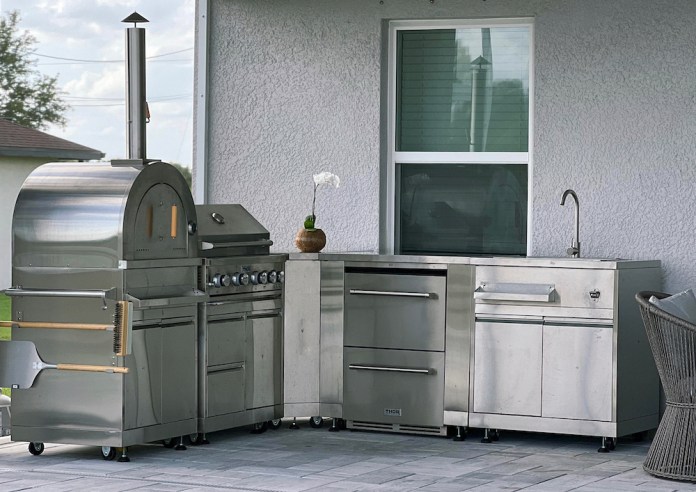 Outdoor Gas Grill Kitchen