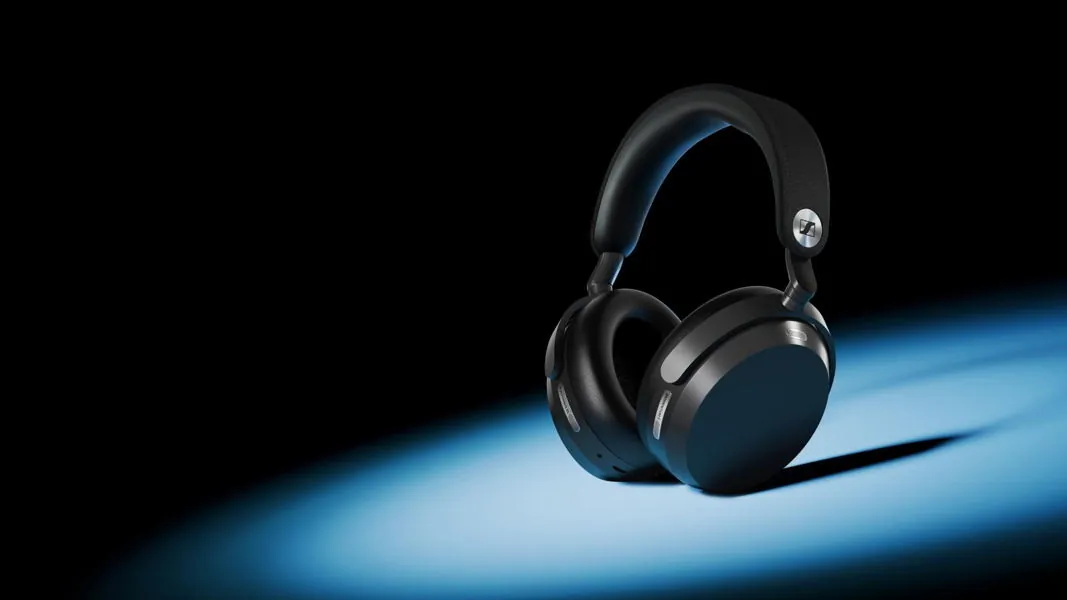 Sennheiser MOMENTUM 5 Wireless headphones in black